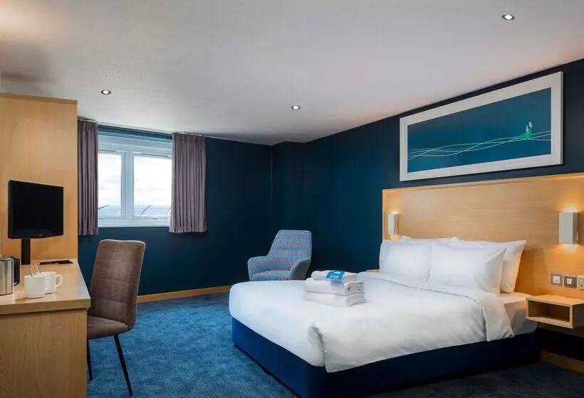 ホテル Travelodge Aberdeen Airport