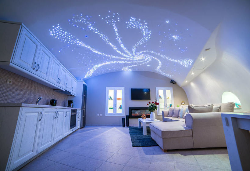 Suite Home Santorini