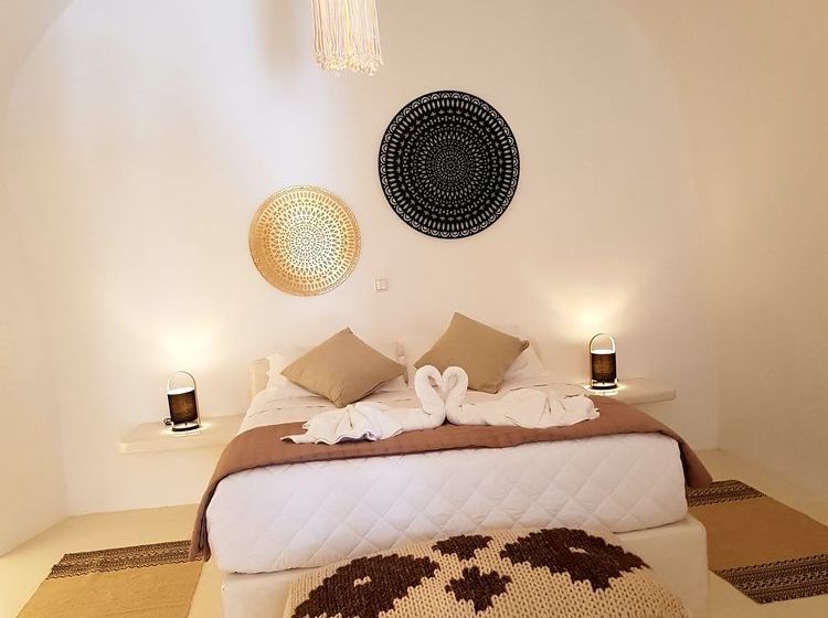 Suite Home Santorini