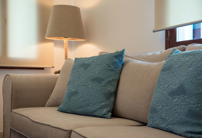 Suite Home Santorini