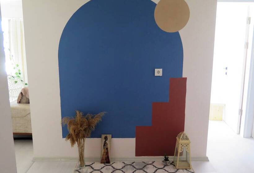 تختخواب و صبحانه Santa Suites New