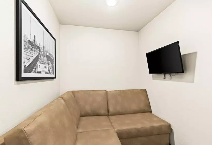 Cobblestone Hotel & Suites   Cullman