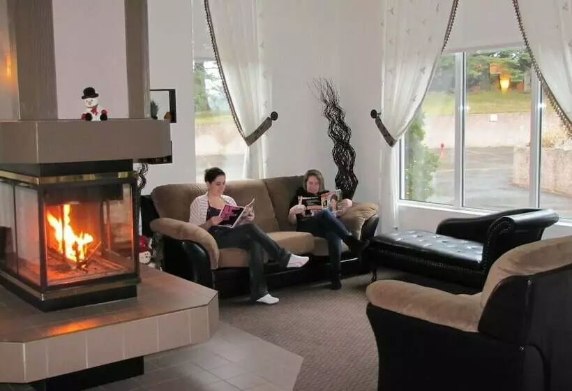 Hotelli Auberge Matha