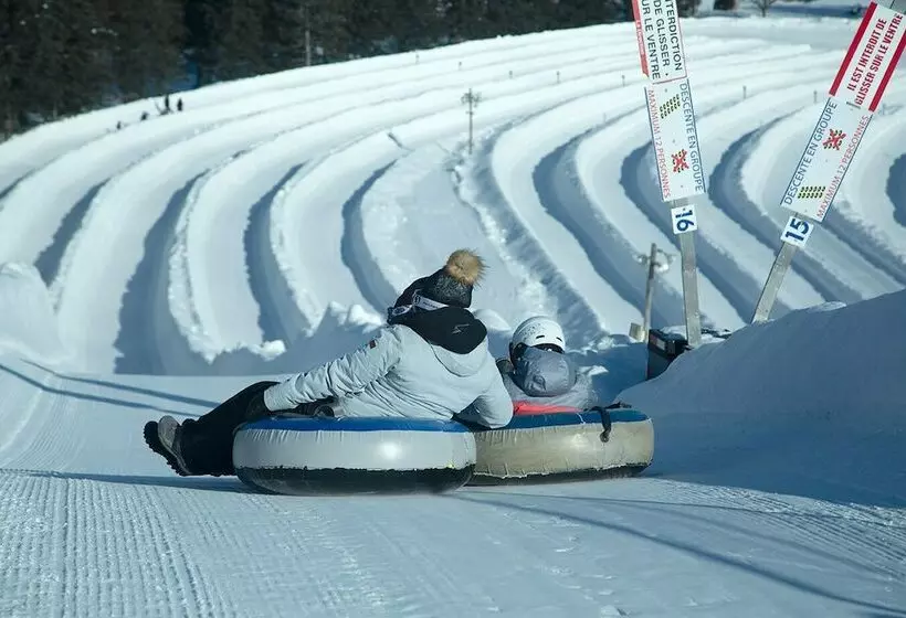 Hotelli Auberge Matha