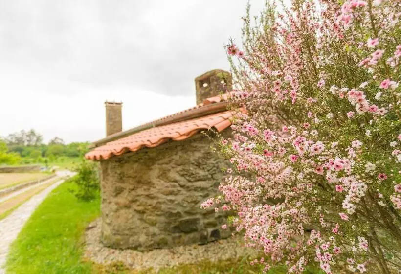 Hotelli Casa Da Ponte De Penas