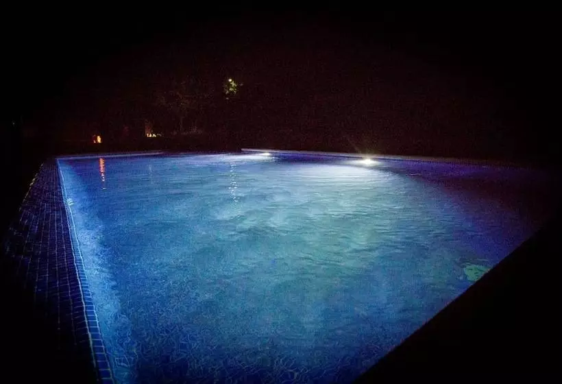 Hotelli Casa Da Ponte De Penas