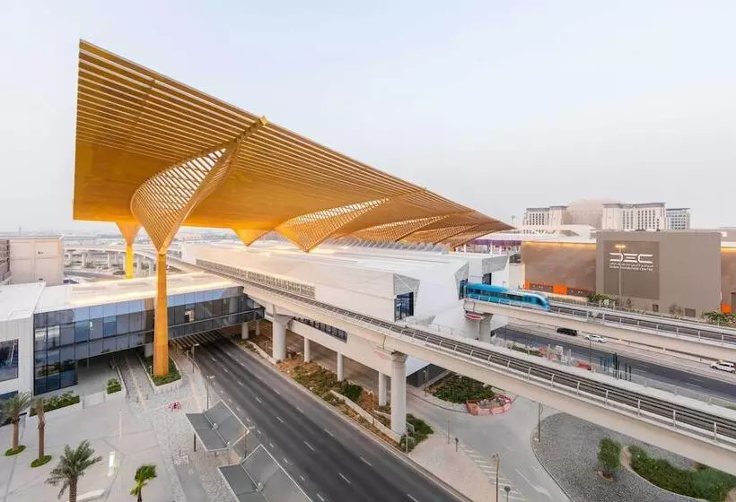 Hotelli Expo Village Serviced Apartments