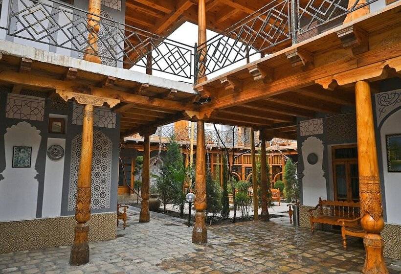 בית מלון כפרי Grand Nodirbek