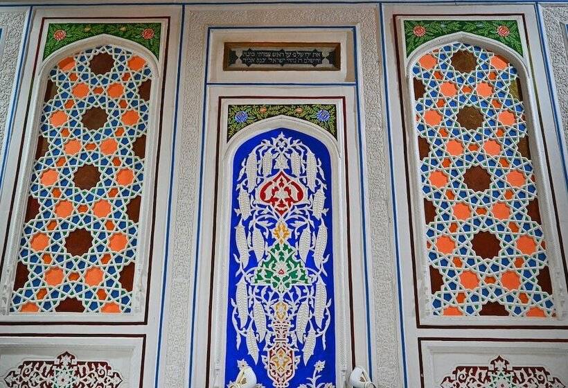 בית מלון כפרי Grand Nodirbek