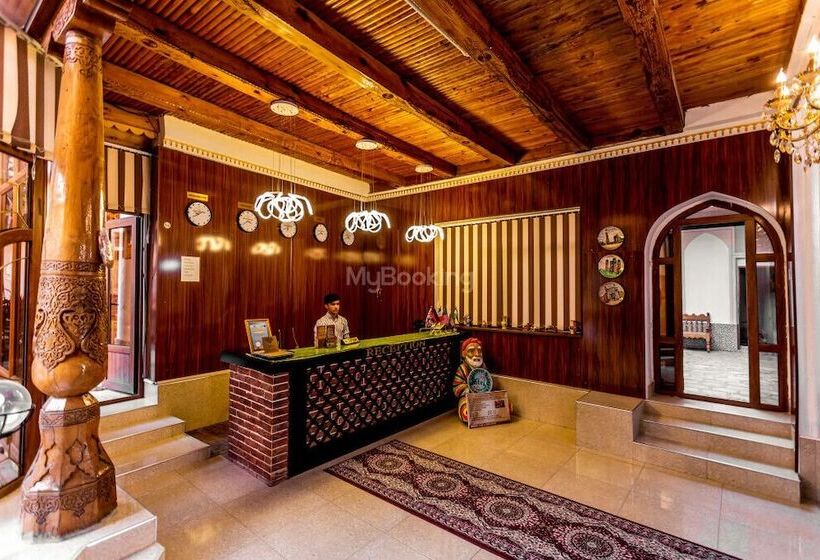 בית מלון כפרי Grand Nodirbek