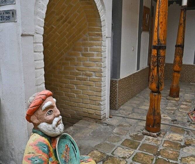 בית מלון כפרי Grand Nodirbek