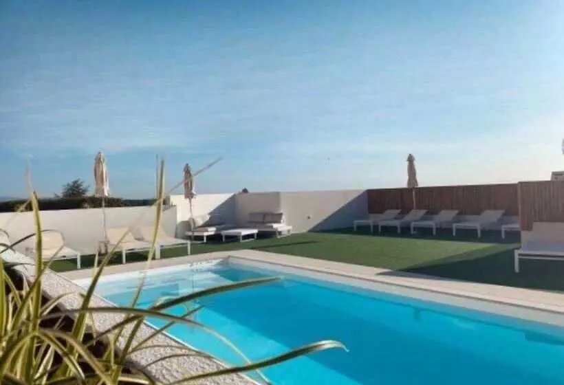 ホテル Hôtel Le Belvédère