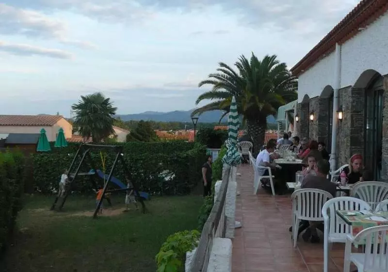 ホテル Hôtel Le Belvédère