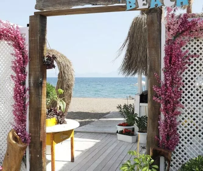 ホテル İmaj Beach