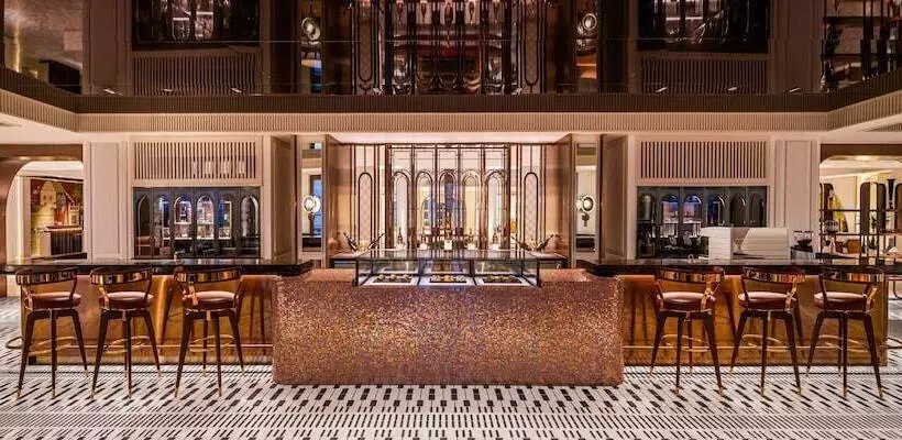 هتل La Festa Phu Quoc, Curio Collection By Hilton