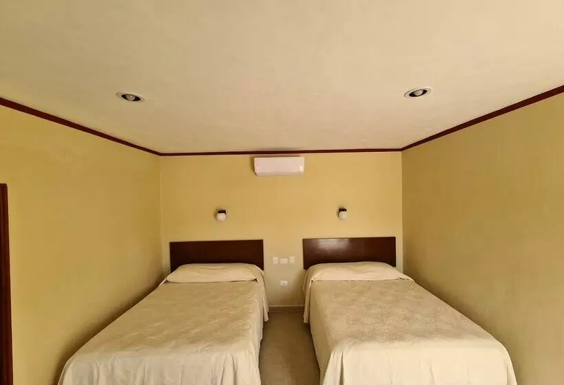 ホテル La Piramide Izamal