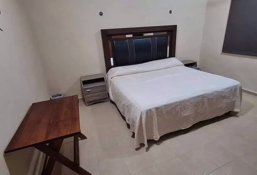 ホテル La Piramide Izamal