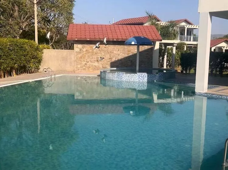 ホテル Las Cabanas Resort Pushkar