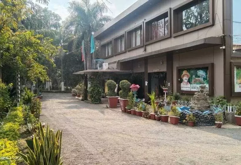 ホテル Nirmal Chhaya Nature Resort