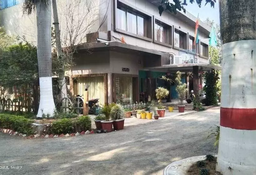 ホテル Nirmal Chhaya Nature Resort