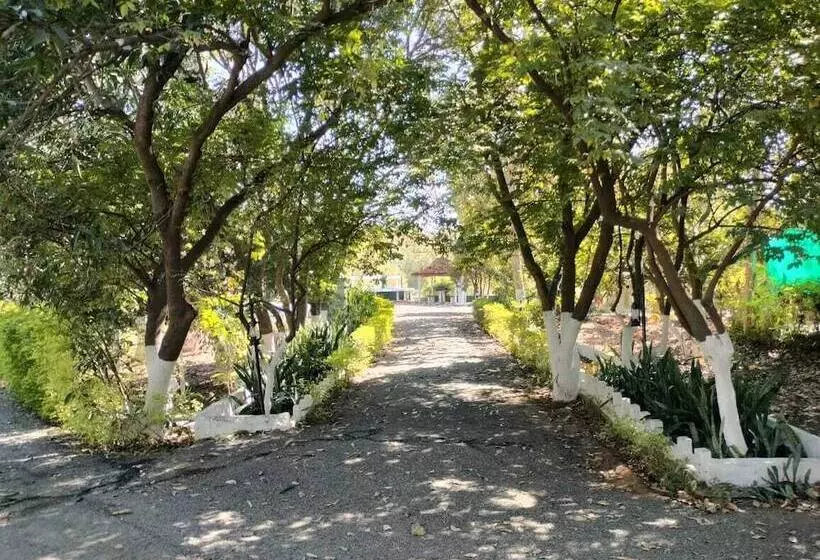 ホテル Nirmal Chhaya Nature Resort