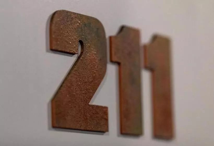 هتل Raimond Palace