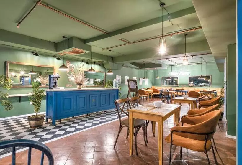 هتل Raimond Palace