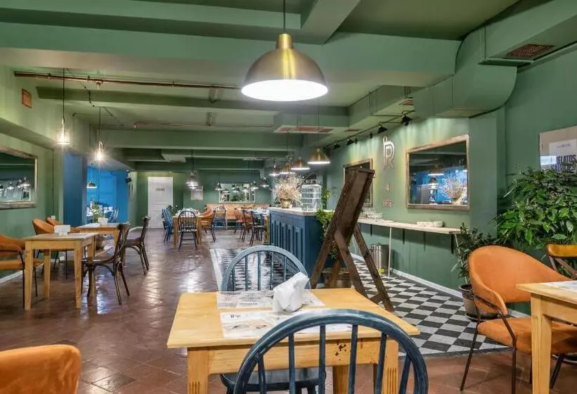 هتل Raimond Palace