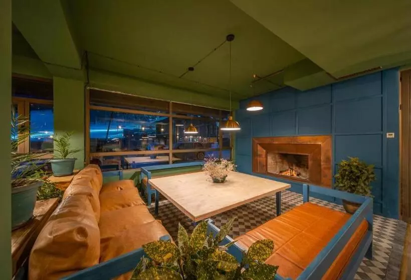 هتل Raimond Palace