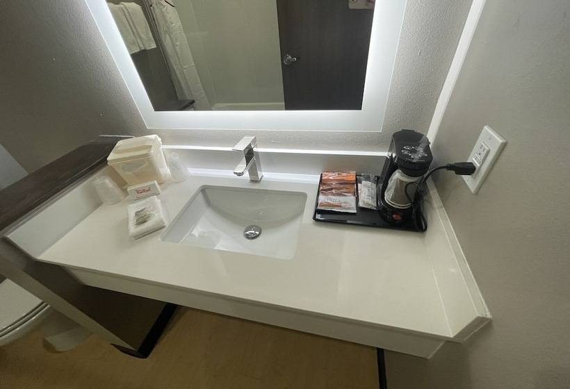 Отель Red Roof Inn Lancaster, Tx