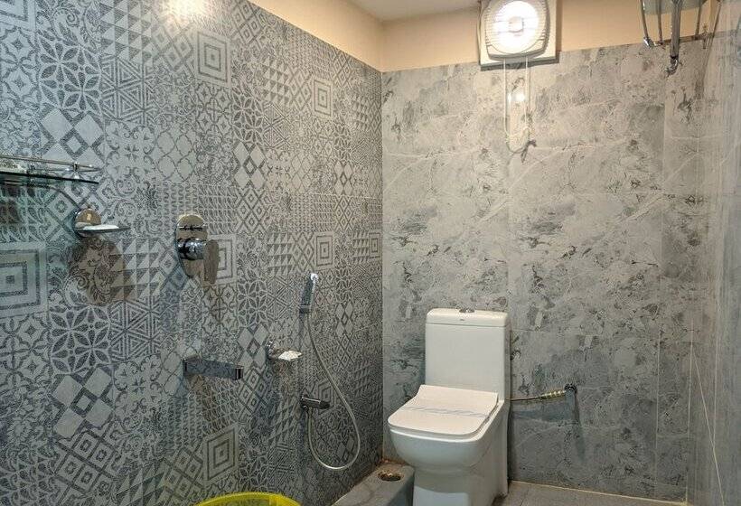 Hotel Relax   Nagaon