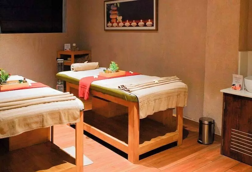 هتل Welcomheritage Parv Vilas Resort & Spa