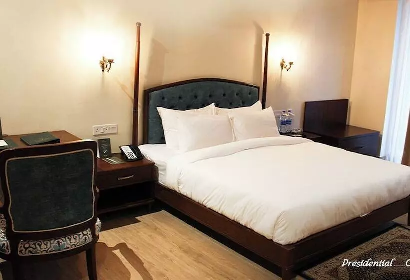 هتل Welcomheritage Parv Vilas Resort & Spa