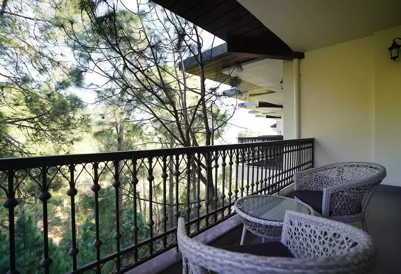 هتل Welcomheritage Parv Vilas Resort & Spa