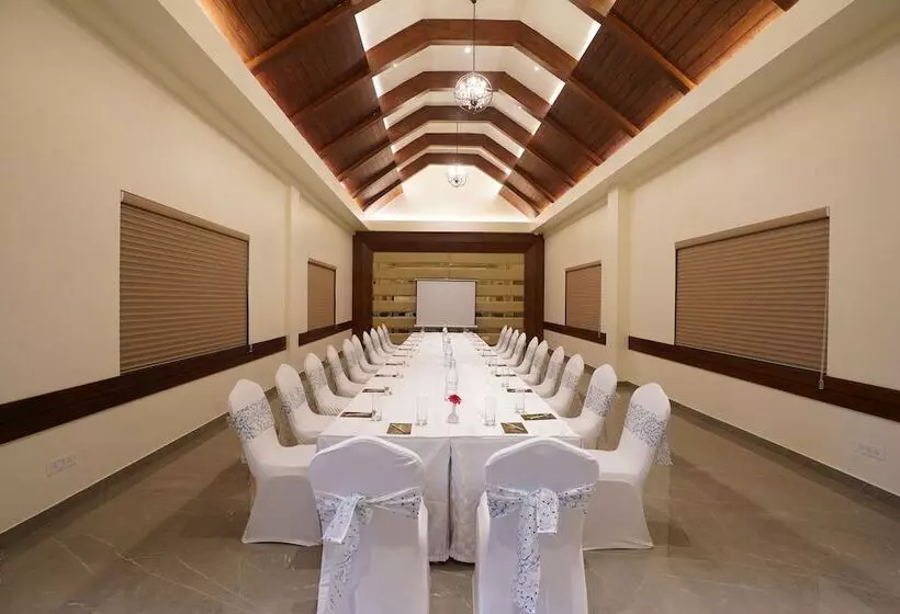 هتل Welcomheritage Parv Vilas Resort & Spa