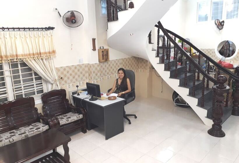 پانسیون Lisa Homestay