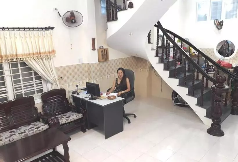 پانسیون Lisa Homestay