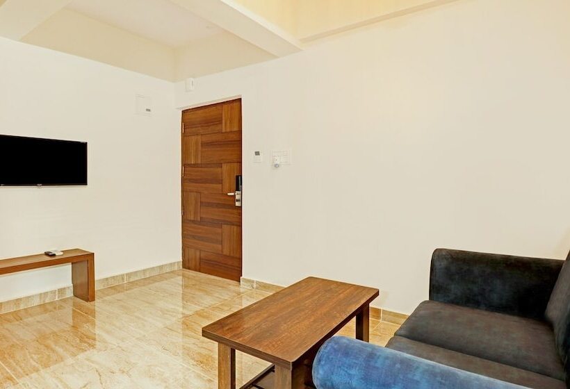 Treebo Celebrity Hotels And Suites