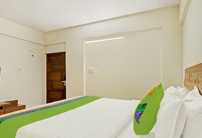 Treebo Celebrity Hotels And Suites