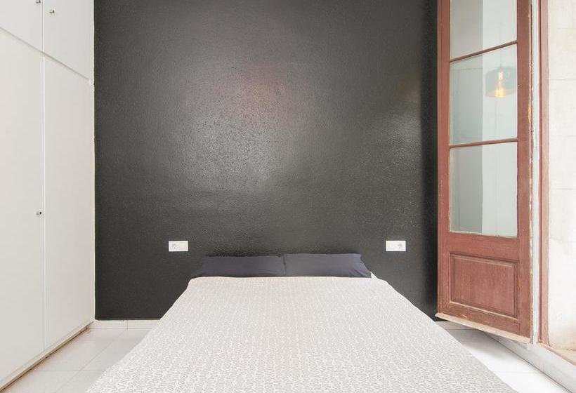 Общежитие Olé Barcelona