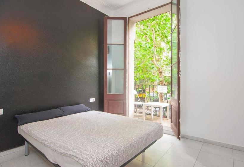 Общежитие Olé Barcelona