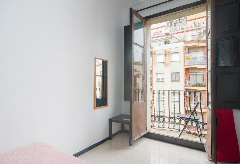 Общежитие Olé Barcelona