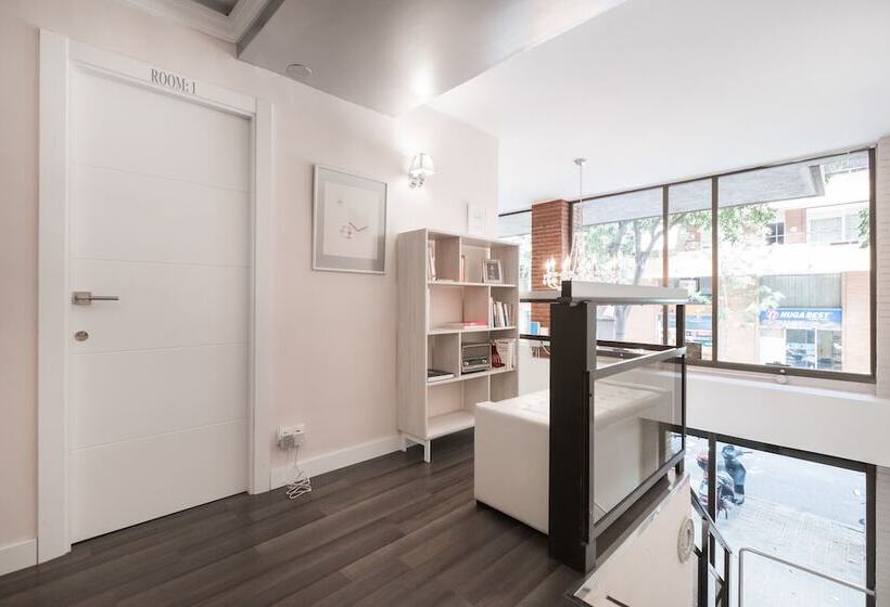 Barcelona & You Hostel Sagrada Familia