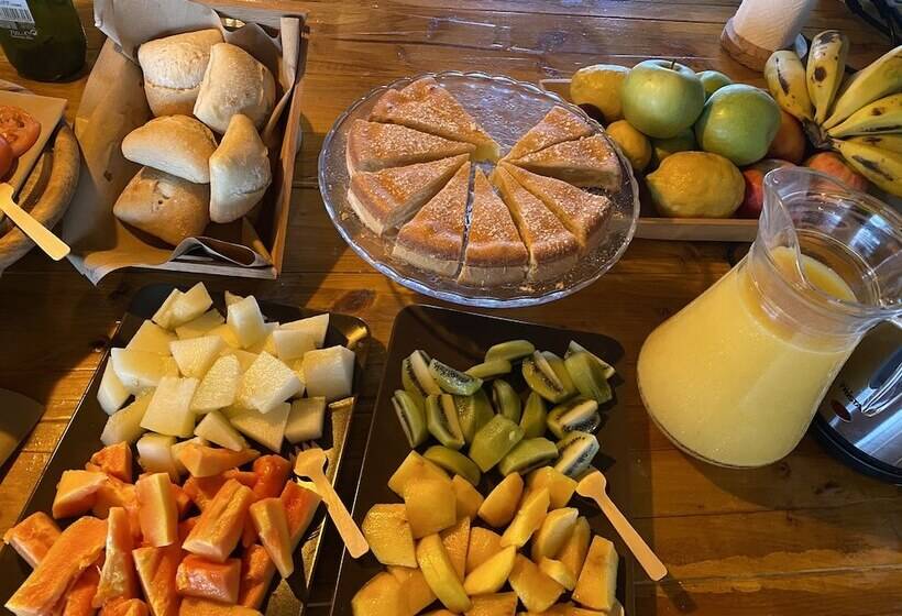 تختخواب و صبحانه Finca Marisa