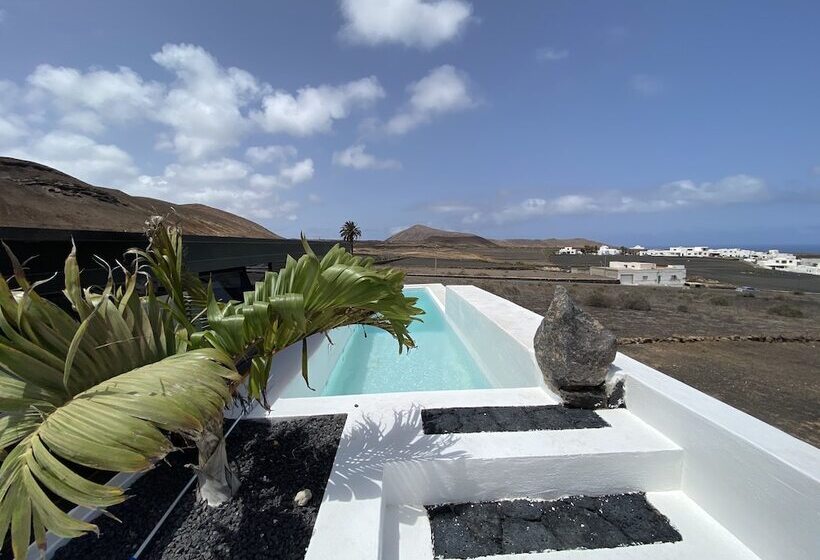 تختخواب و صبحانه Finca Marisa