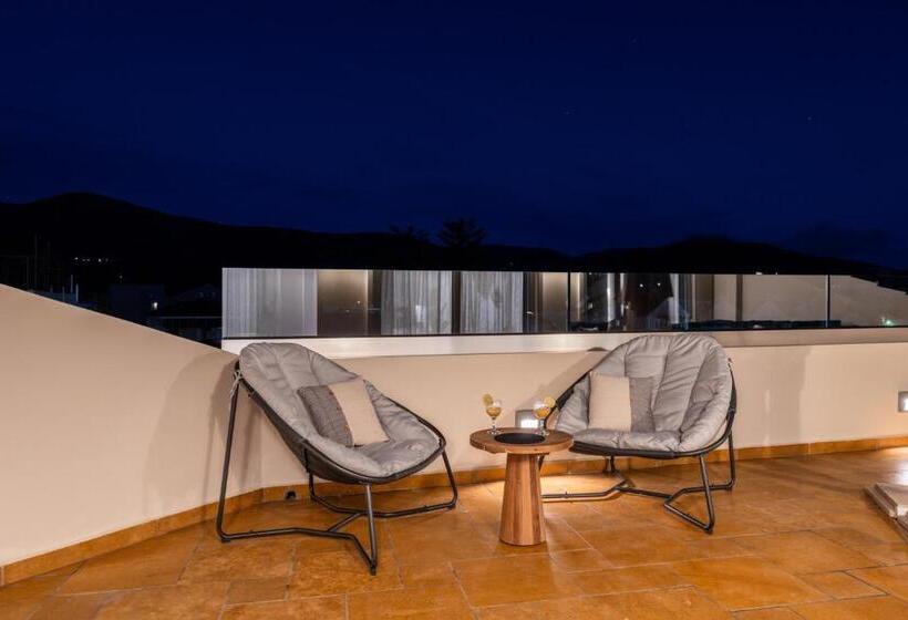 Blue Paradise Studios