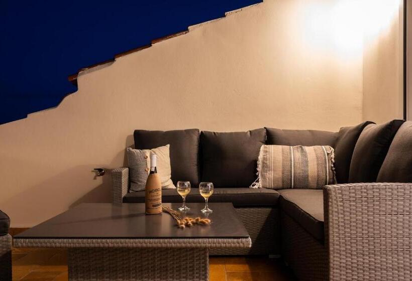 Blue Paradise Studios