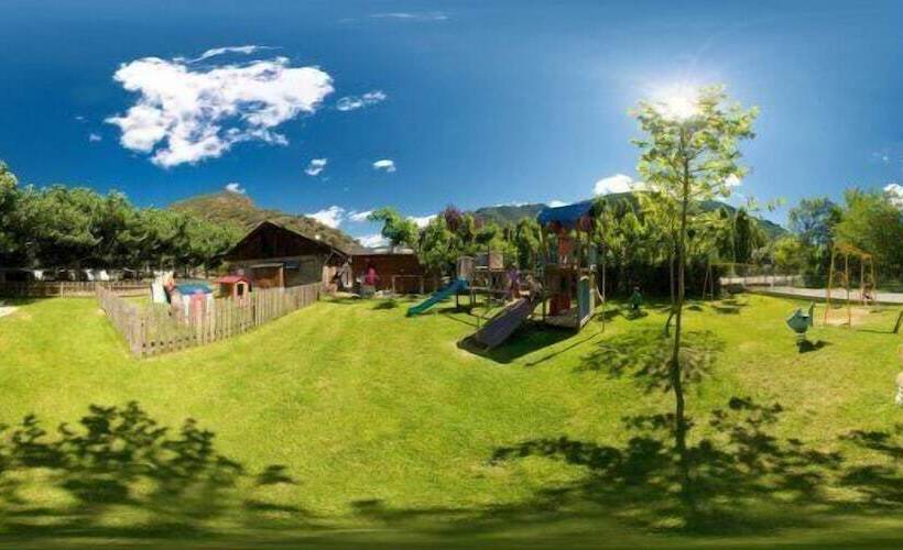 Camping Bungalows La Borda Del Pubill