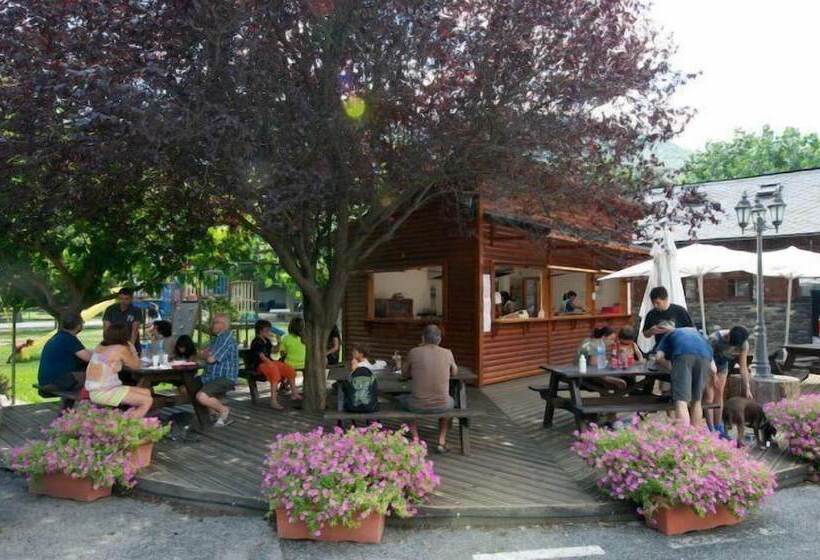Camping Bungalows La Borda Del Pubill