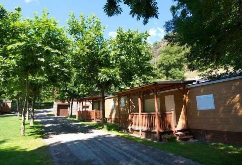 Camping Bungalows La Borda Del Pubill